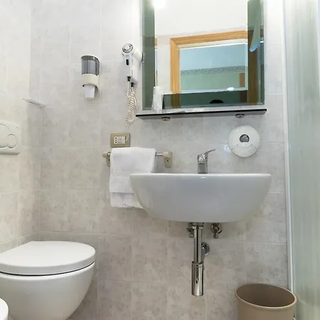 R 75 阿西西